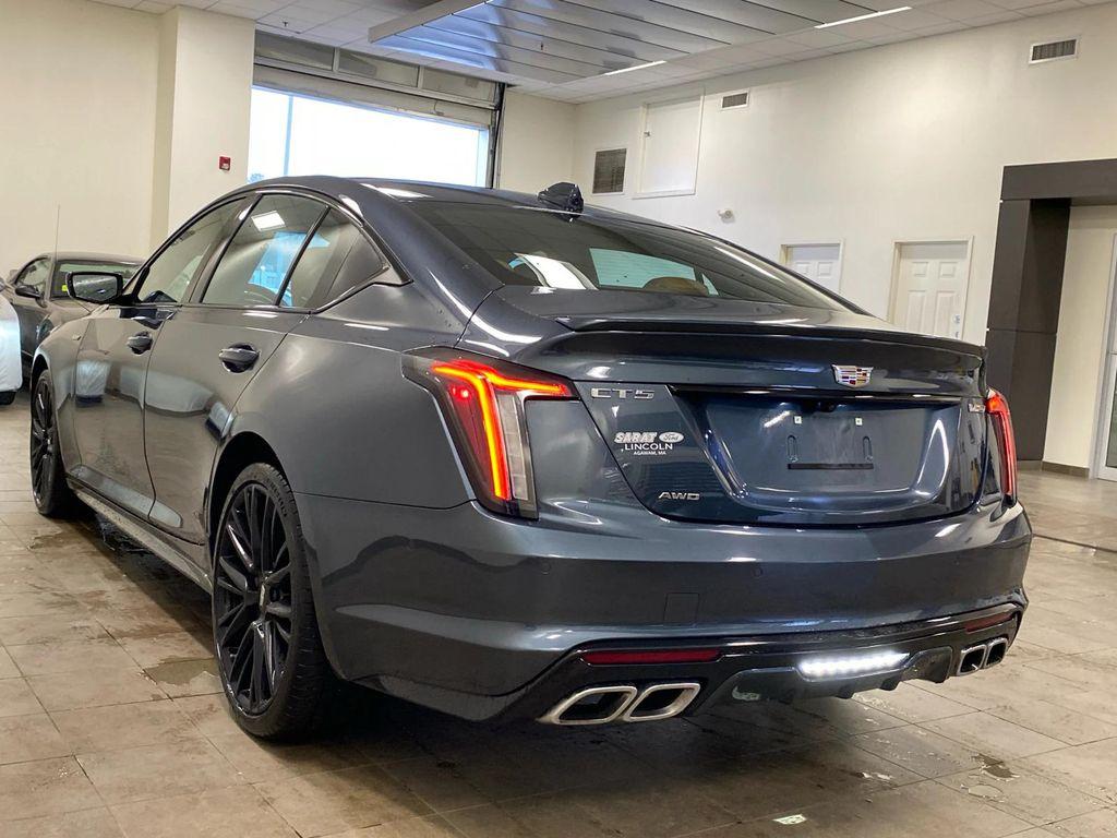 Cadillac CT5-V 2022