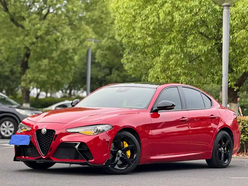Alfa Romeo Giulia 2021