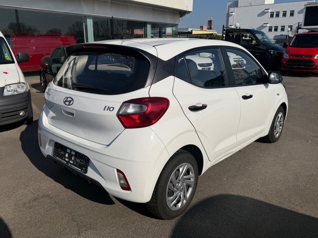 Hyundai i10 2021