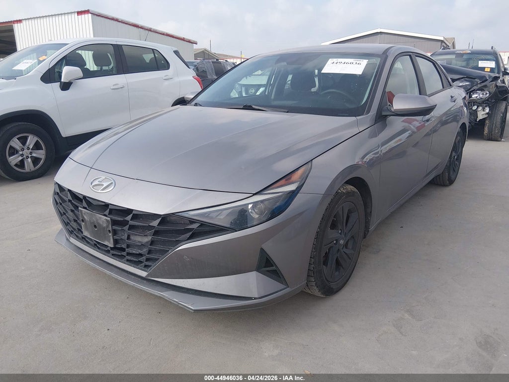 Hyundai Elantra 2023