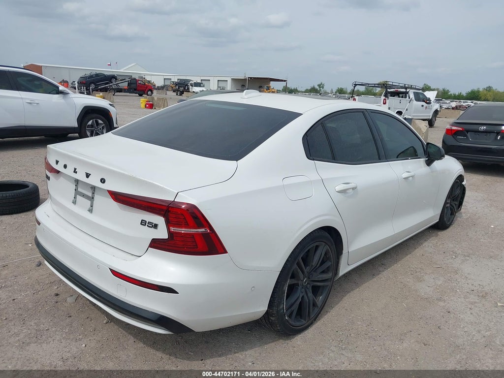 Volvo S60 2024