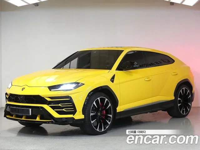 Lamborghini Urus 2021