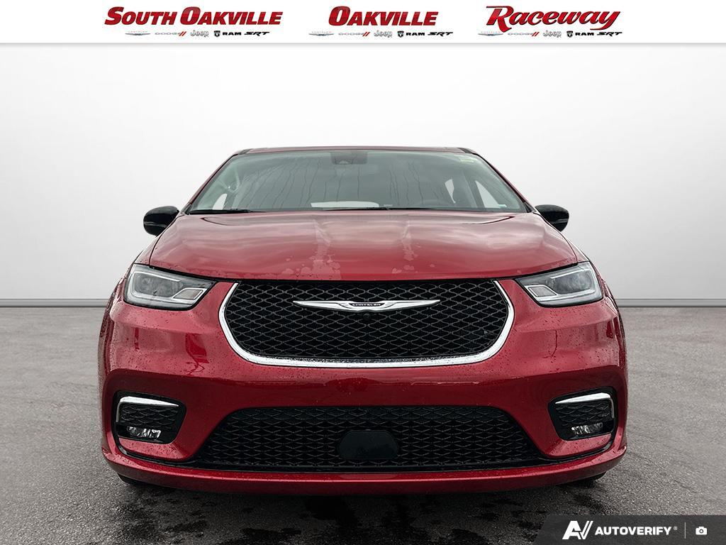 Chrysler Pacifica 2024