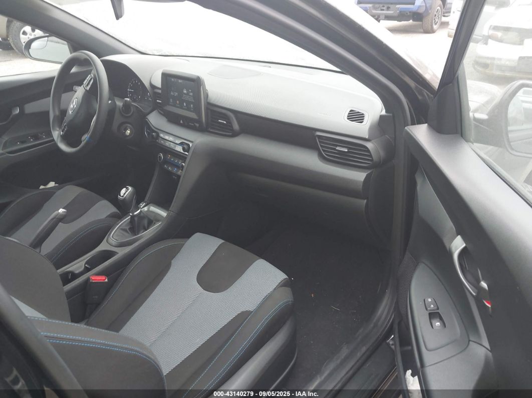 Hyundai Veloster 2020