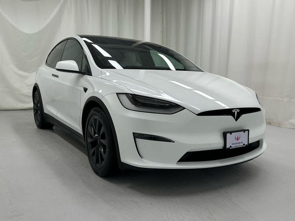 Tesla Model X 2022