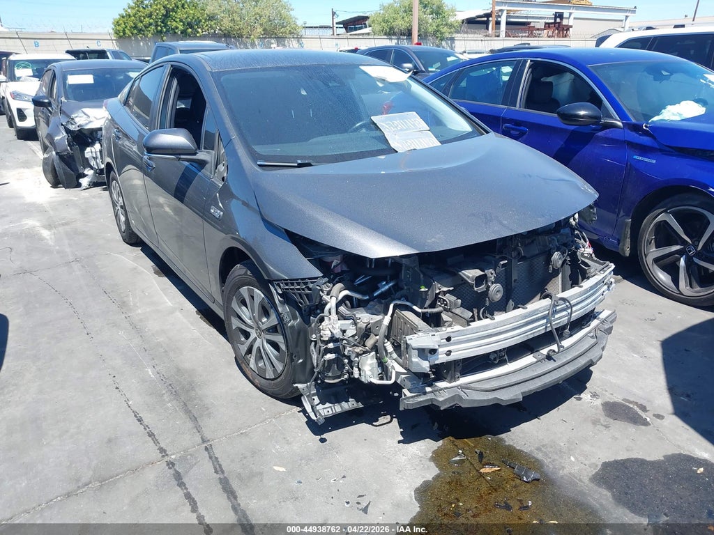 Toyota Prius 2021