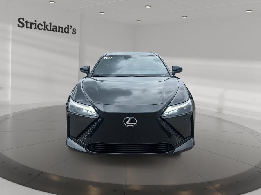 Lexus RZ 2023