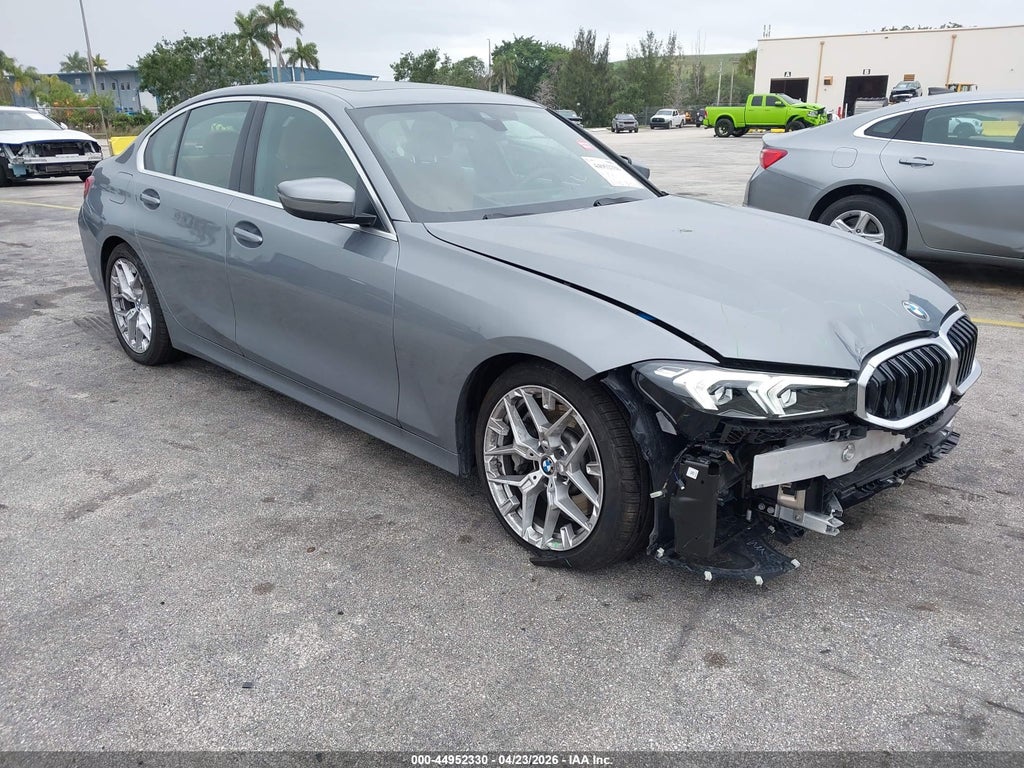 BMW 330 2026