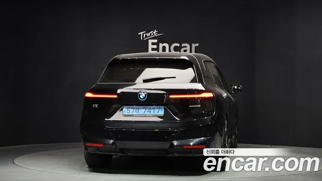 BMW iX 2023