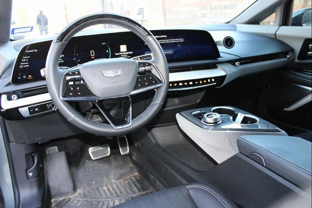 Cadillac Optiq 2025