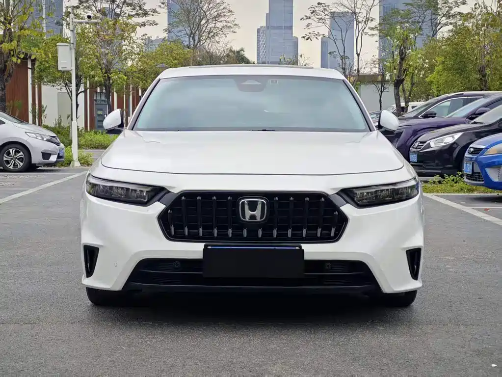 Honda Inspire 2024