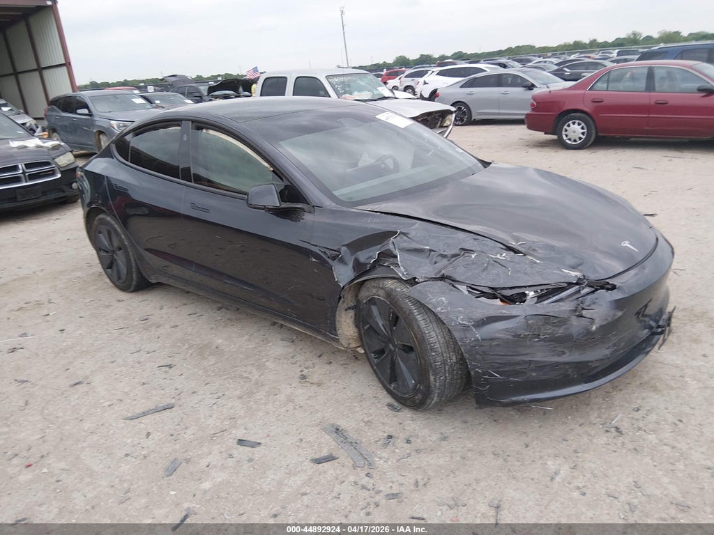 Tesla Model 3 2025