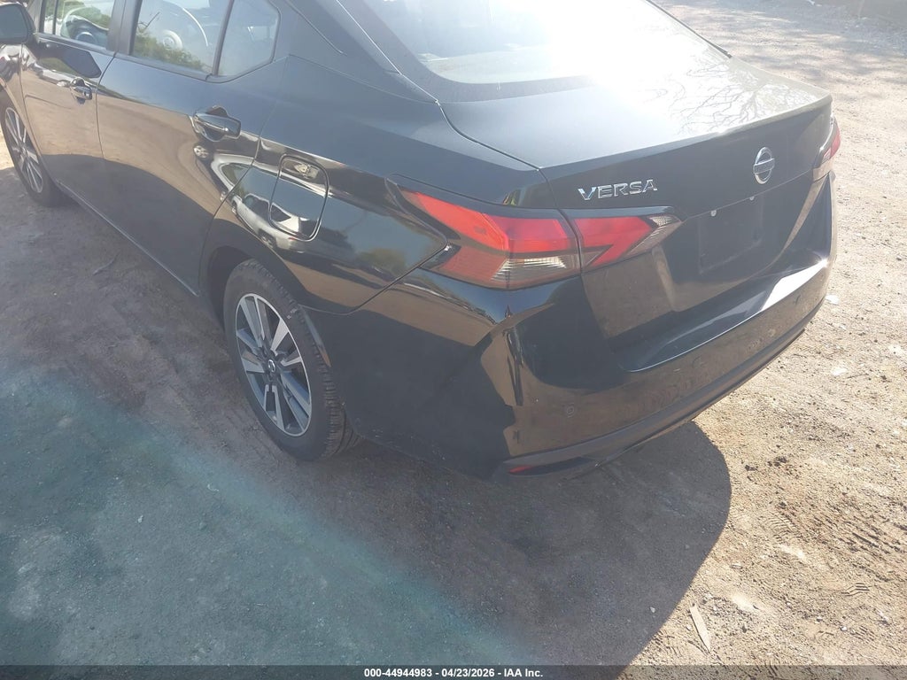 Nissan Versa 2022