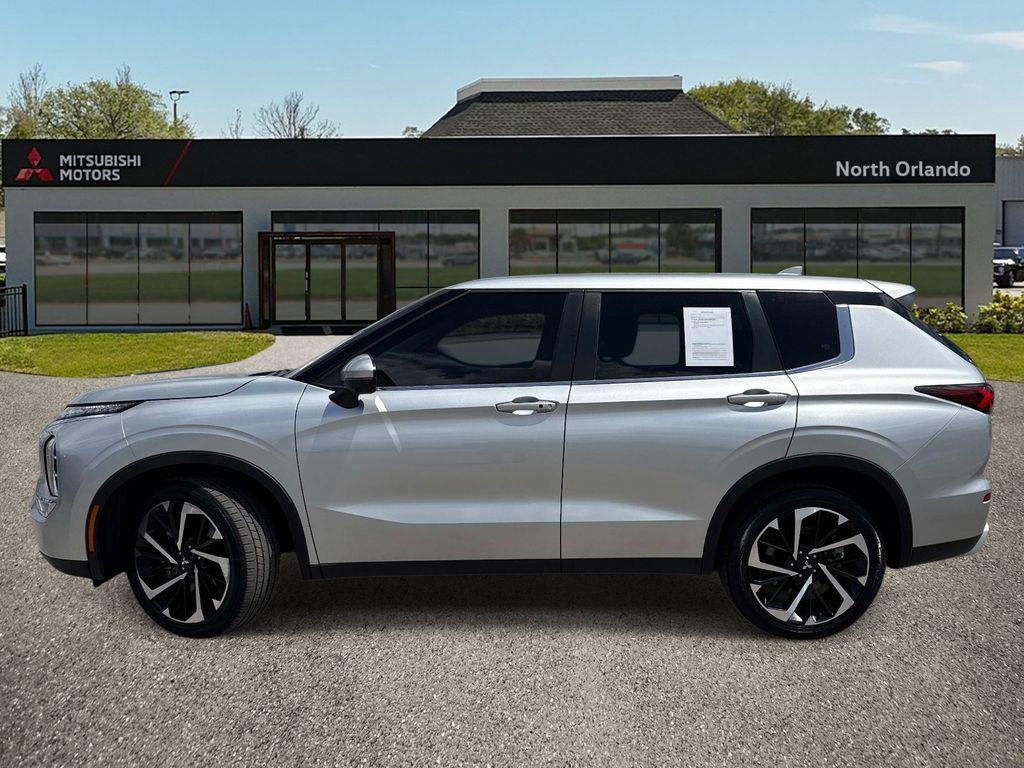 Mitsubishi Outlander 2024