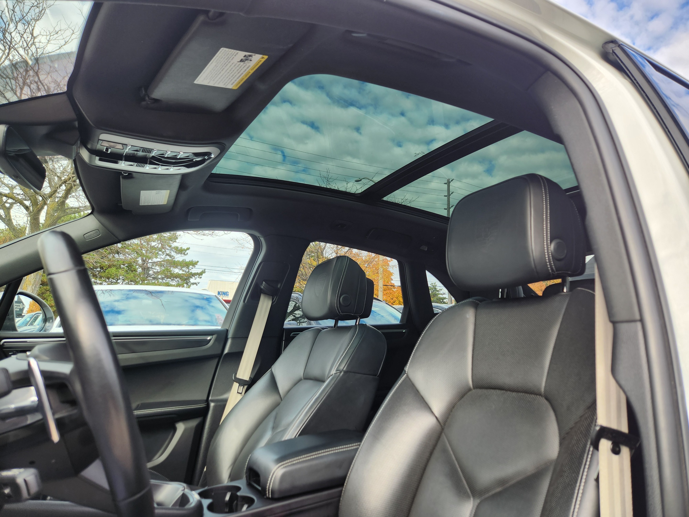 Porsche Macan 2024