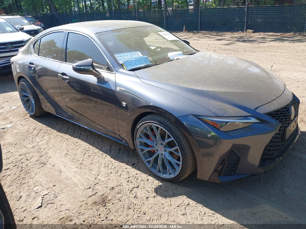 Lexus IS 2021