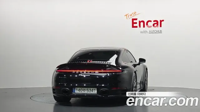 Porsche 911 2021