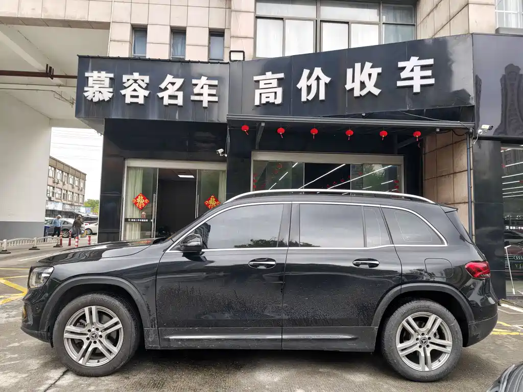 Mercedes-Benz GLB 2022