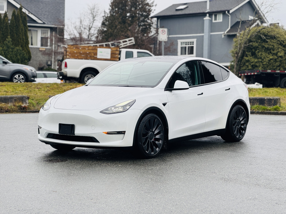 Tesla Model Y 2022