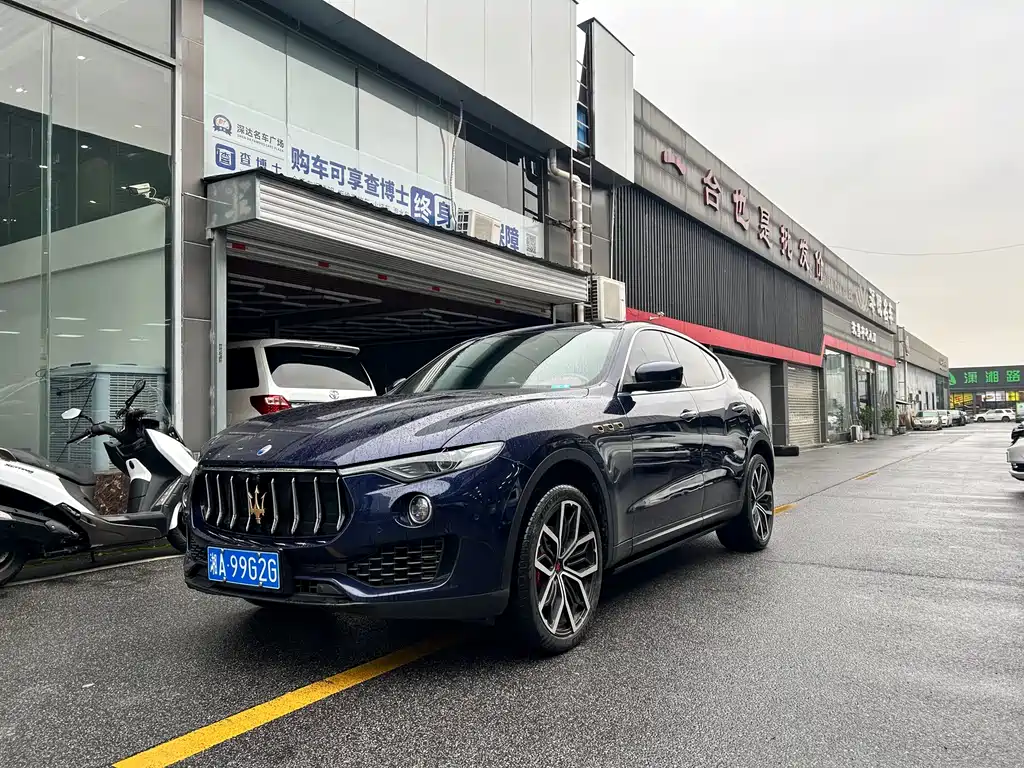 Maserati Levante 2021