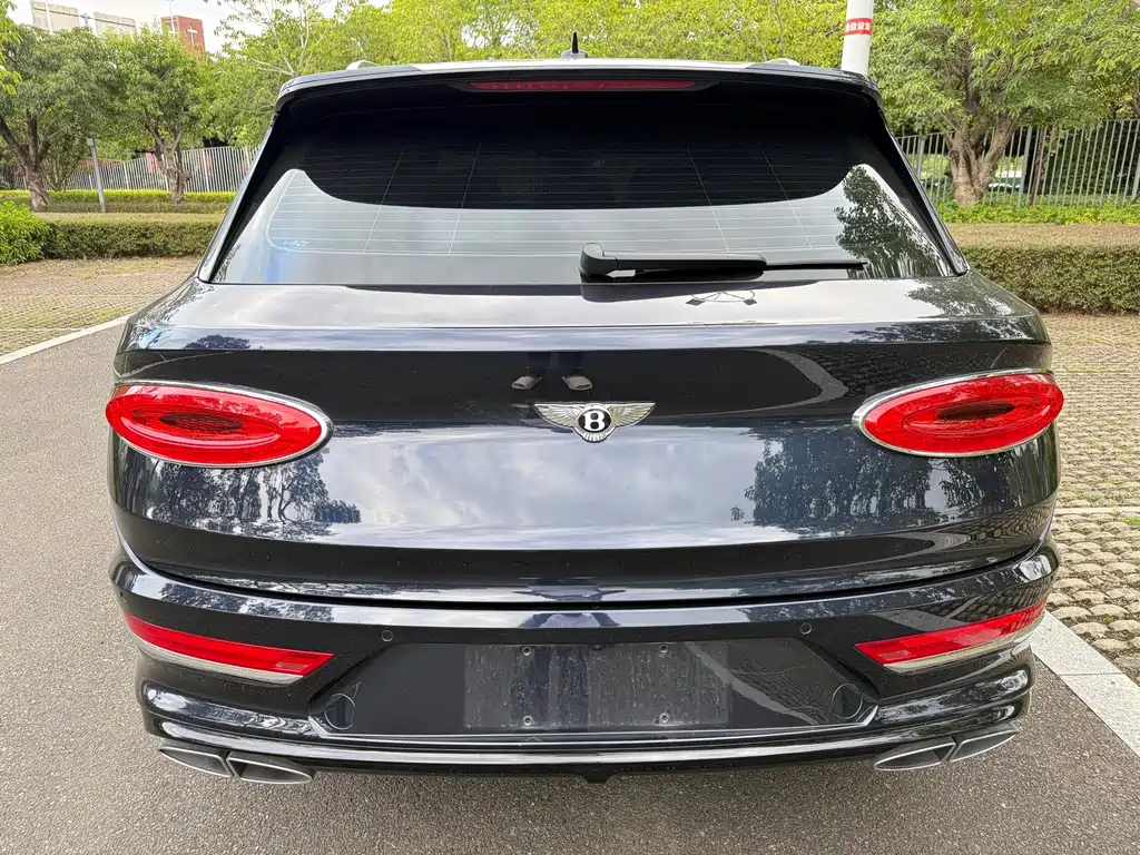 Bentley Bentayga 2021