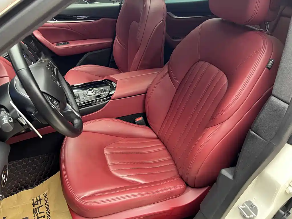 Maserati Levante 2021