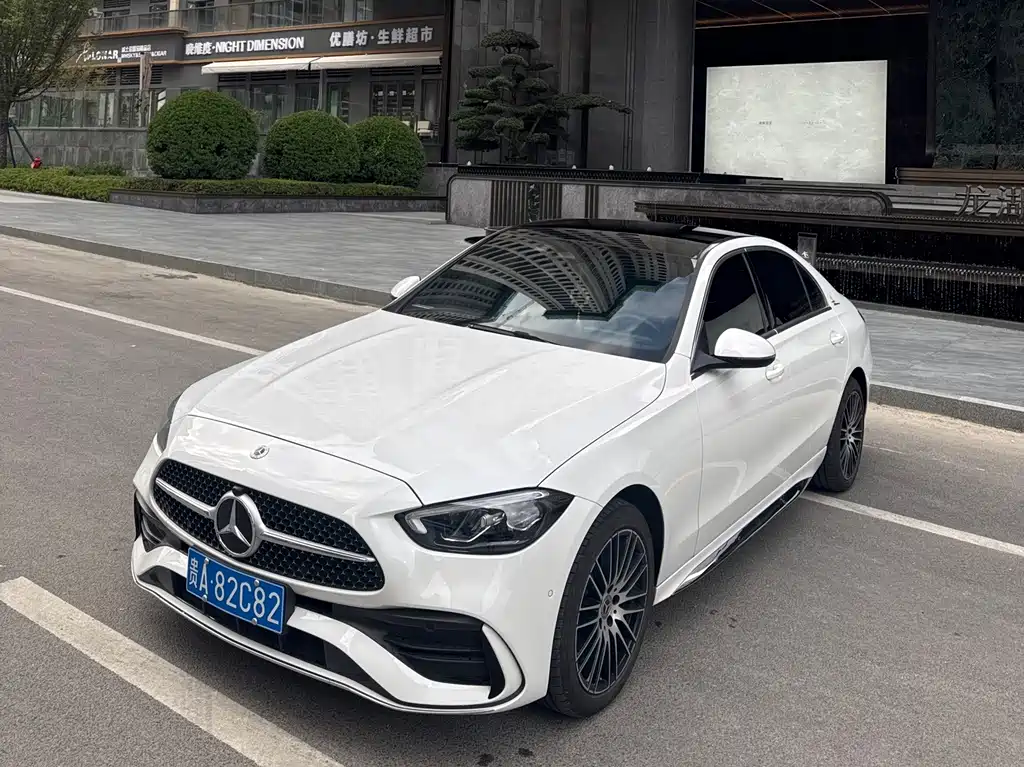 Mercedes-Benz C-Класс 2024