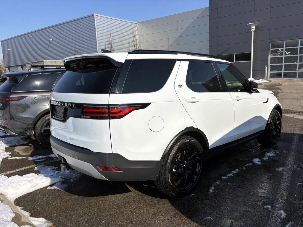 Land Rover Discovery 2025