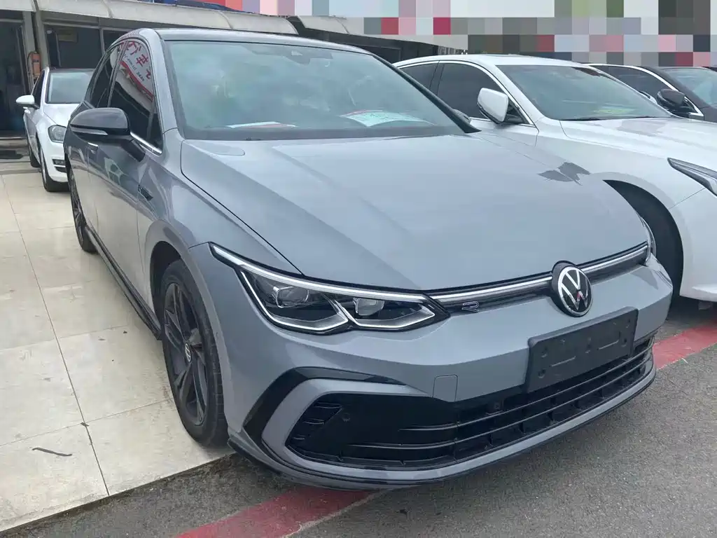 Volkswagen Golf 2021
