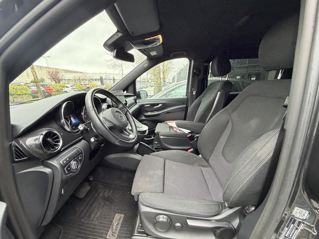 Mercedes-Benz V 220 2023