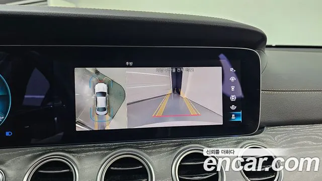 Mercedes-Benz E-Класс 2022