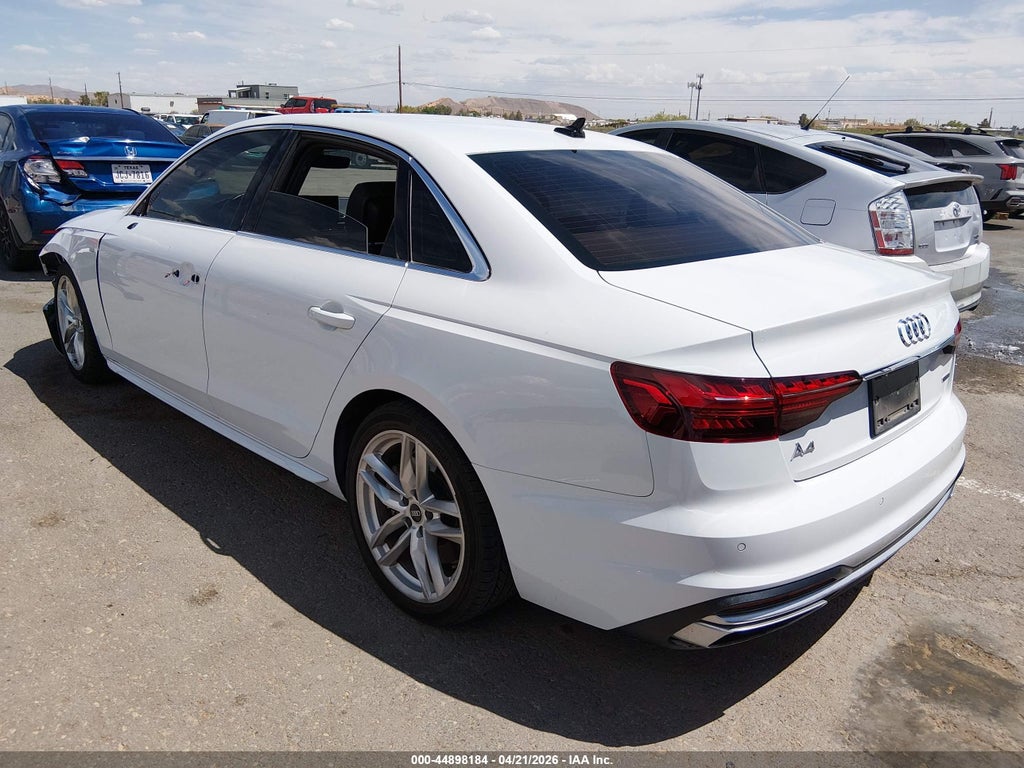 Audi A4 2023