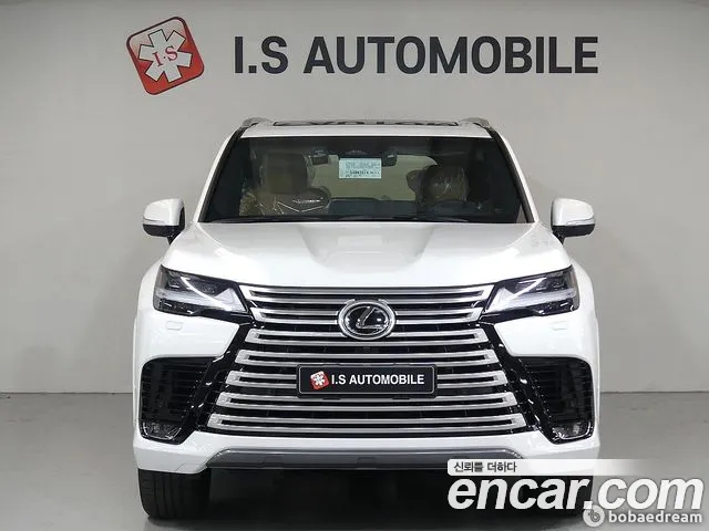 Lexus LX 2025