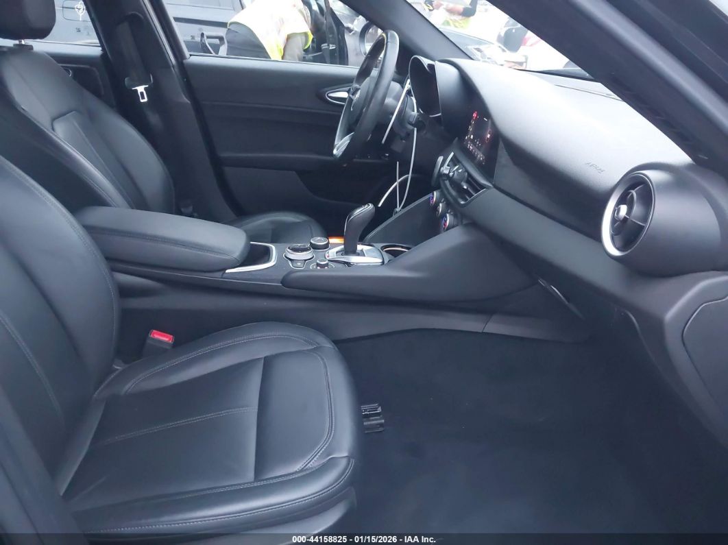 Alfa Romeo Giulia 2023