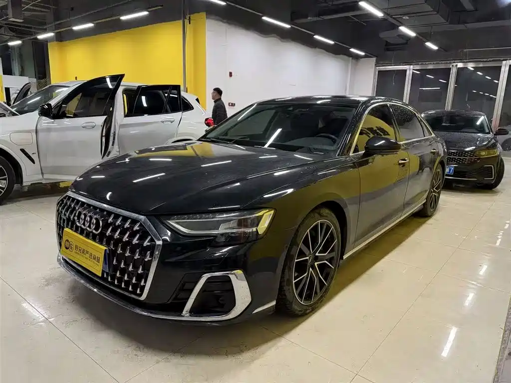 Audi A8 2023