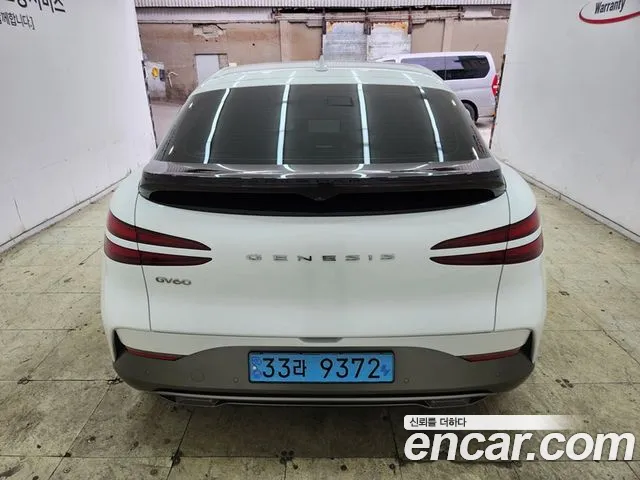 Genesis GV60 2023