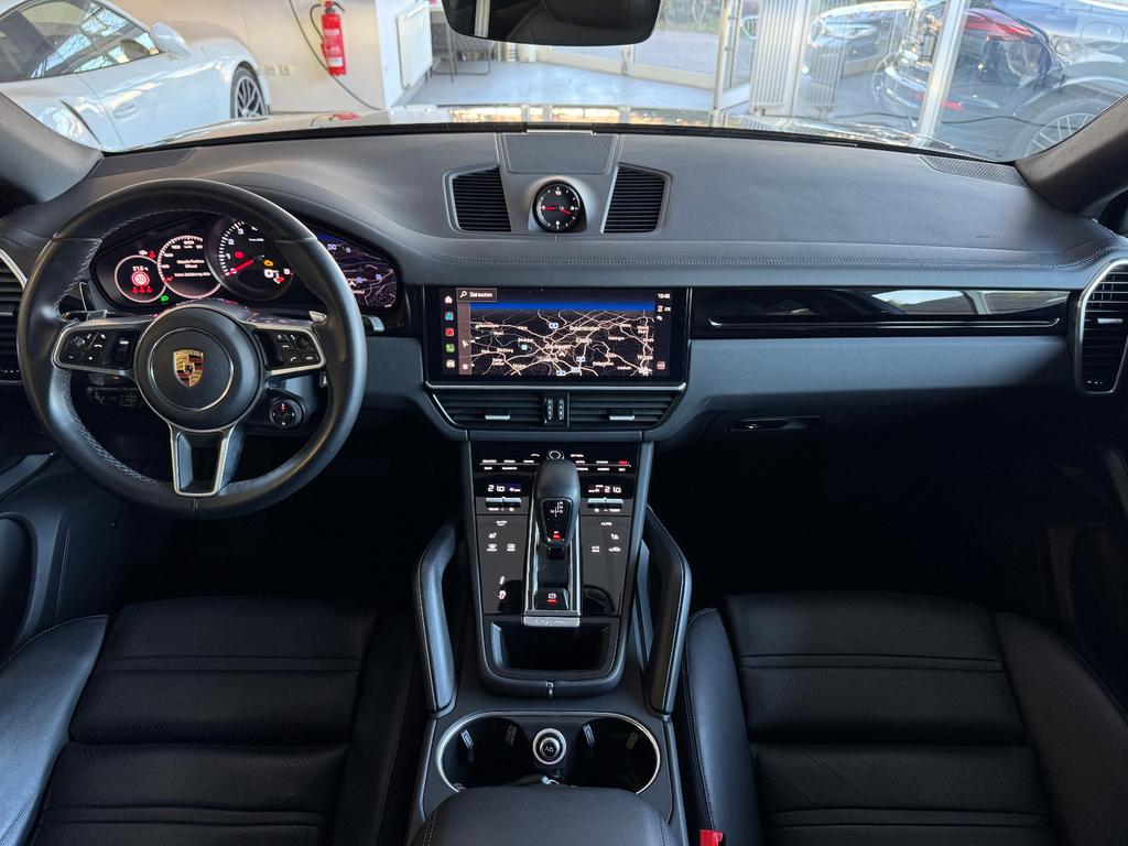 Porsche Cayenne 2023
