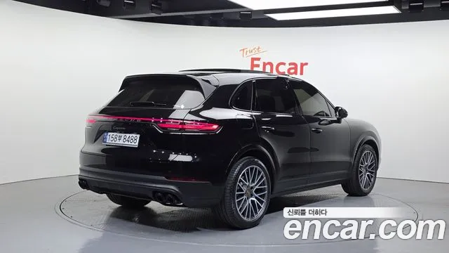 Porsche Cayenne 2023