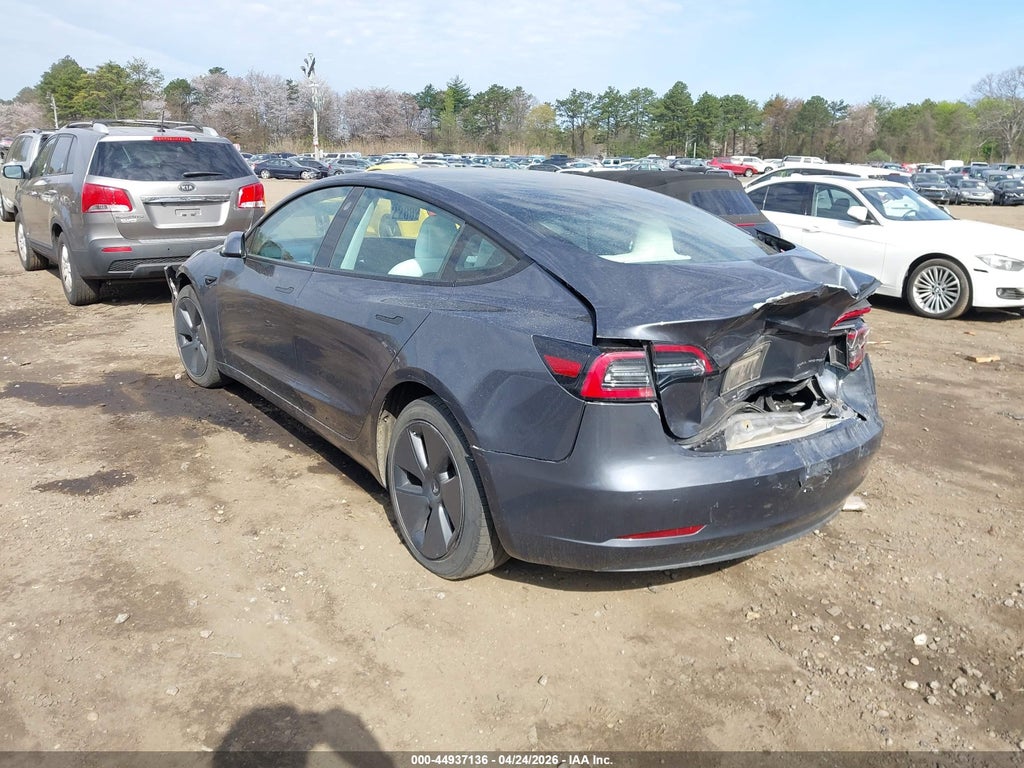 Tesla Model 3 2022