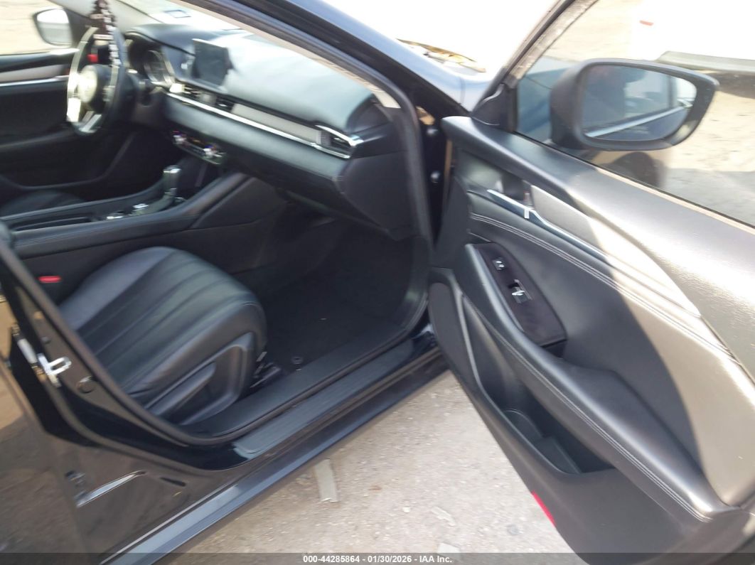 Mazda 6 2021