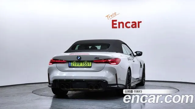 BMW M4 2025
