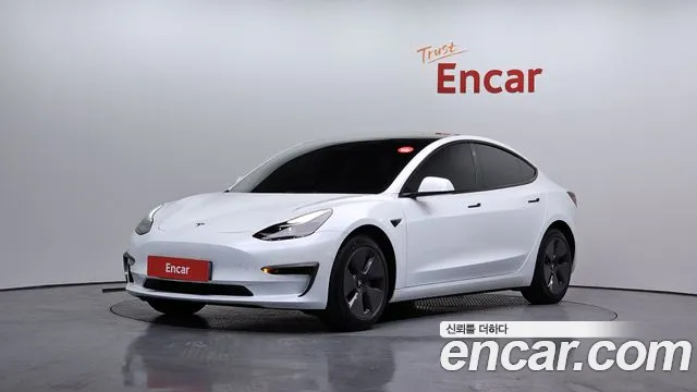 Tesla Model 3 2022