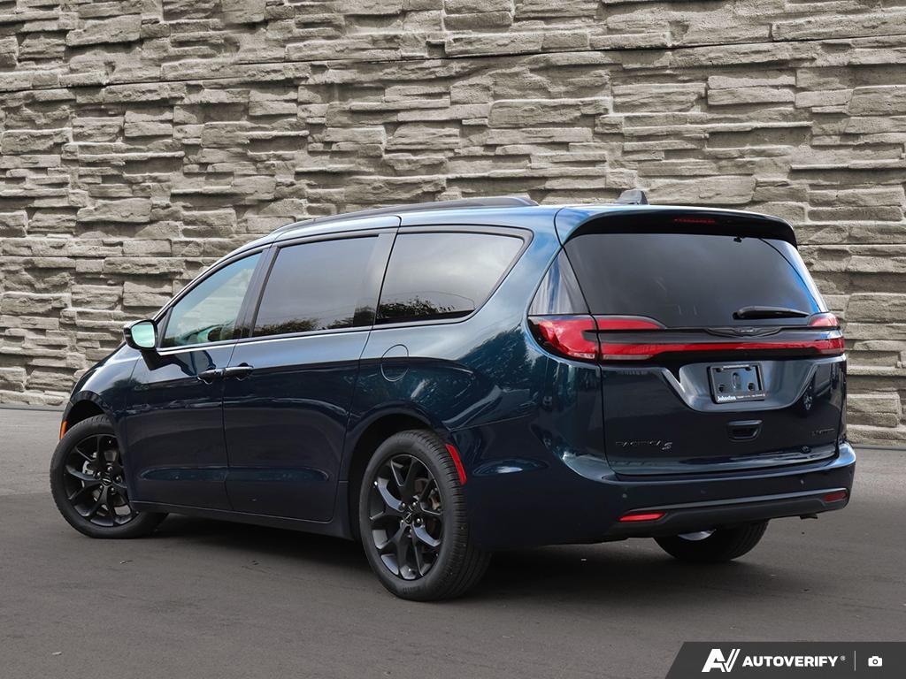 Chrysler Pacifica 2024