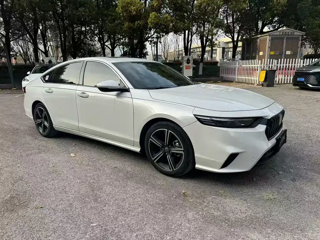 Honda Inspire 2024