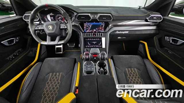 Lamborghini Urus 2024