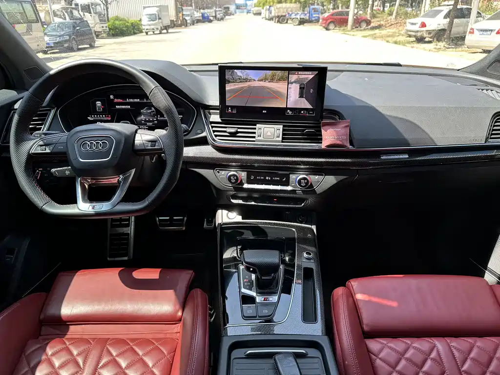 Audi SQ5 2022