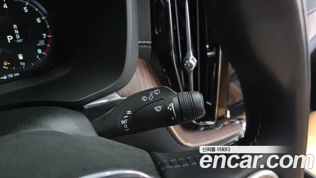 Volvo XC60 2021