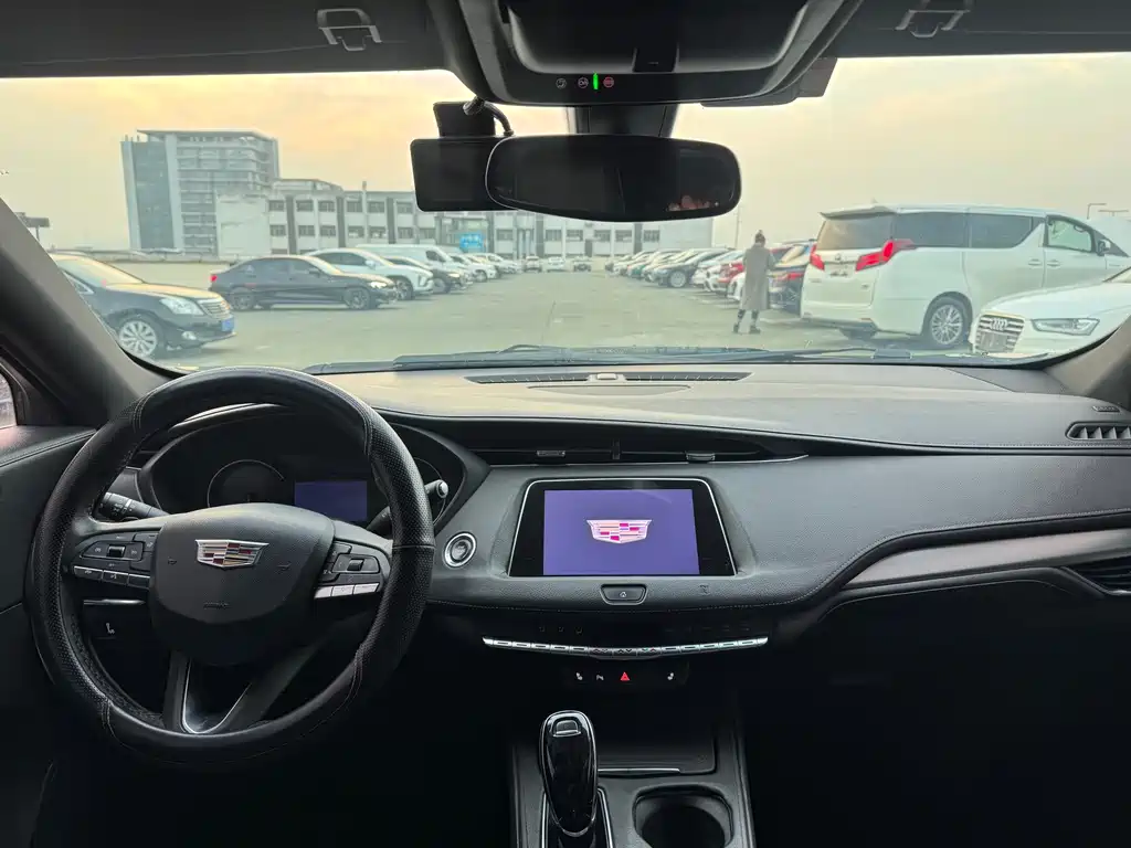 Cadillac XT4 2021