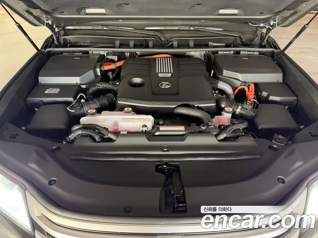Lexus LX 2025