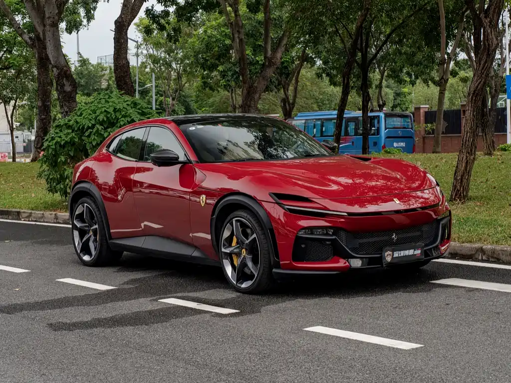 Ferrari Purosangue 2024
